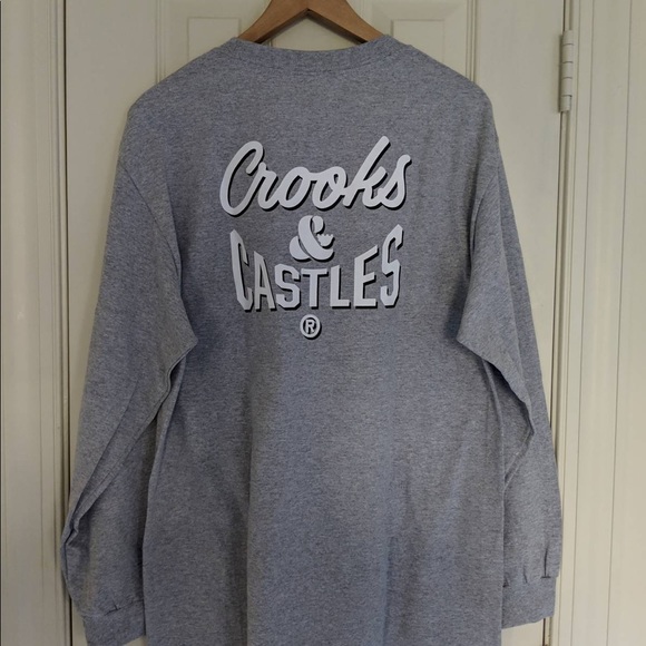 Crooks and castles ( small ) - Picture 1 of 2